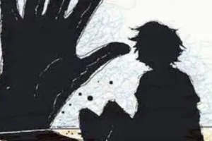  बेटे पर फूटा पत्नी का गुस्सा, शराबी पिता ने तीन साल के बच्चे को छत से नीचे फेंक मार डाला