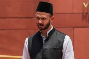 संभल हिंसा: सपा सांसद बर्क सहित 4 को समन...18 के खिलाफ वारंट जारी