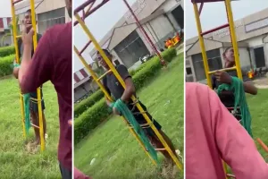 मुरादाबाद: देखिए वीडियो...मजदूरी मांगने की सजा, मजदूर को झूले से बांधकर पीटा