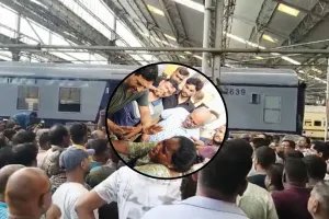 Bareilly : रेलवे वर्कशॉप में कोच के अंदर लगी आग, काम कर रही महिला कर्मचारी झुलसी