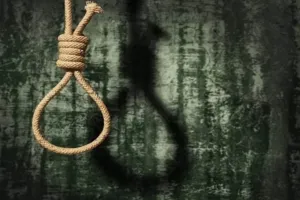 Bihar Suicide : बिहार के मुजफ्फरपुर में पिता ने बेटियों संग फंदा लगाकर दी जान, परिजनों में कोहराम
