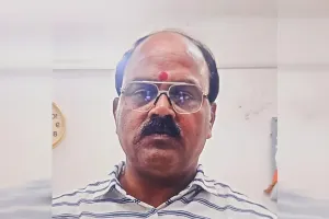 लखीमपुर खीरी: ताबड़ तोड़ सड़क हादसे...क्रेशर व्यपारी समेत चार लोगों की मौत