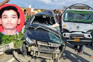 एनएच-24 पर हादसा : ट्रक से टकराकर 10 फीट हवा में उड़ी कार...दो युवकों की दर्दनाक मौत