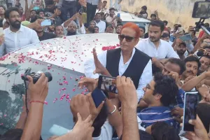 रामपुर : सीतापुर जेल से लेकर रामपुर तक आजम खां का स्वागत