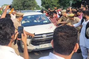  Bareilly : आजम खान का झुमका तिराहे पर सपा नेताओं ने किया स्वागत