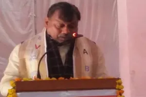 भाजपा विधायक का आरोप:  मकान टूटने के भय से गरीब युवक ने लगाई फांसी, वन विभाग और प्रशासन को ठहराया जिम्मेदार 