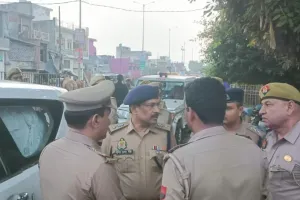 Bulandshahr Suicide: पुलिस ने घेरा तो प्रेमी ने उठाया खौफनाक कदम, प्रेमिका को गोली मारने के बाद खुद भी किया सुसाइड, जानें पूरा मामला