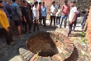 हाथरस हत्या:  नाबालिग प्रेमी के साथ मिलकर मां ने की थी मासूम बच्ची की हत्या, पुलिस ने खोला राज तो सन्न रह गए ग्रामीण, जानें पूरा मामला 