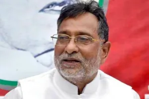 UP Politics:  सपा नेता राम गोविंद चौधरी ने की नितिन गडकरी की तारीफ, अखिलेश को बताया सबसे लोकप्रिय नेता