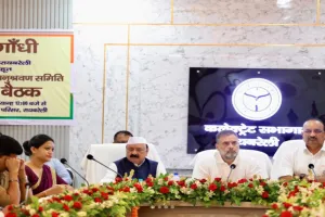 Raebareli News: राहुल गांधी ने की ‘दिशा’ समिति की बैठक की अध्यक्षता, मंत्री दिनेश सिंह भी रहे मौजूद, विधायक मनोज पांडेय ने किया बहिष्कार