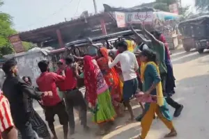 कन्नौज: बेटी ने मायके जाने से किया मना तो भिड़े गए ससुराल और मायके पक्ष के लोग, जमकर हुई मारपीट 