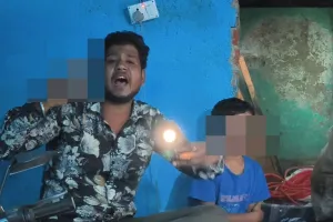 Kannauj News:  सिरफिरे आशिक ने प्रेमिका के बच्चों को किया अगवा, 4 माह पहले 3 बच्चों की मां से की थी कोर्ट मैरिज, जानें पूरा मामला 