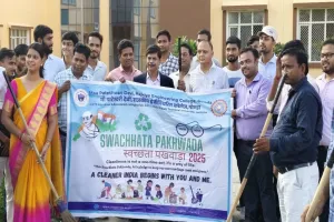 गोंडा : दो दिवसीय इंडक्शन प्रोग्राम व वर्कशॉप का शुभारंभ, कैंपस‌ में चलाया स्वच्छता अभियान