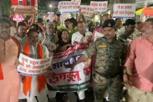 प्रधानमंत्री की मां को अपशब्द कहने के विरोध में NDA के बिहार बंद का मिला-जुला असर, जानिए क्या बोले रविशंकर प्रसाद  