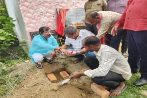 गोंडा : 336 ग्राम पंचायतों में स्थापित होंगे गोनार्द स्वच्छता मार्ट, 48 ग्राम पंचायतों में किया गया भूमि पूजन