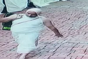  Red Fort Delhi : लाल किले से सोने और हीरे से जड़ा हुआ एक करोड़ का कलश चोरी, सुरक्षा पर उठा सवाल