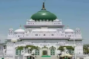 Barabanki Deva Festival: शताब्दी वर्ष में देवा महोत्सव को मिले पुराना गौरव, बड़े कलाकारों को मंच पर लाने की उठी मांग