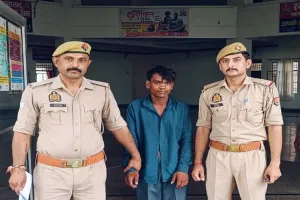 बदायूं : पुजारी ने मंदिर से निकाल दिया था बाहर, इसलिए की हत्या, अब आरोपी को किया गया गिरफ्तार