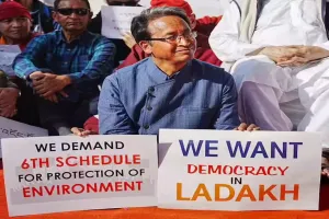 Leh Violance: लेह हिंसा के बाद सरकार का बड़ा एक्शन, सोनम वांगचुक के NGO का FCRA लाइसेंस रद्द