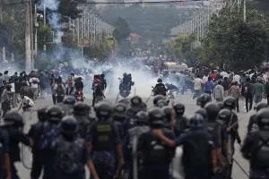 काठमांडू में लगा अनिश्चितकालीन कर्फ्यू... सोशल मीडिया बैन से मचा बवाल, Gen-Z ने किया हिंसक विरोध प्रदर्शन