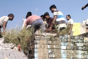 फतेहपुर: पटाखा बनाते समय भीषण विस्फोट, बाप-बेटी की दर्दनाक मौत, बेटा गंभीर घायल