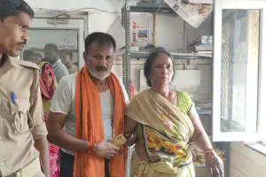 Amethi News: मूर्ति स्थापना स्थल पर बवाल, दोनों पक्षों में लाठी-डंडे और पथराव, आधा दर्जन से अधिक लोग घायल