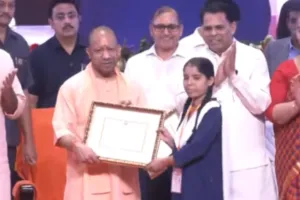 सीएम योगी ने 3 लाख 96 हजार से अधिक छात्रों को दी छात्रवृत्ति, कहा- 2017 के पहले होता था भेदभाव