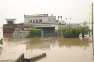 Punjab Flood: मोदी मंगलवार को बाढ़ प्रभावित पंजाब, हिमाचल प्रदेश का करेंगे दौरा, राज्यों को राहत पैकेज की उम्मीद