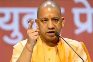 अखिलेश सरकार की बड़ी धांधली... एक व्यक्ति के नाम पर छह जगह नौकरी, मुख्यमंत्री के मुद्दा उठाने के बाद लखनऊ में प्राथमिकी दर्ज 