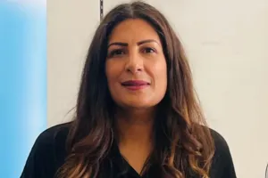 तुम्हारा हमारे देश की नहीं हो... ब्रिटेन में सिख महिला का यौन उत्पीड़न, ब्रिटिश सांसद प्रीत कौर ने की निंदा 