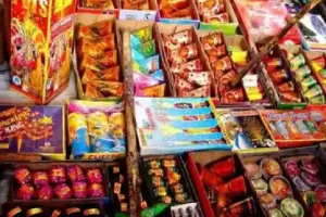 पटाखा फैक्ट्रियों और गोदामों में मानक का पालन नहीं तो होगी कार्रवाई, चलाया जाएगा विशेष अभियान, लाइसेंस और मानक की होगी जांच