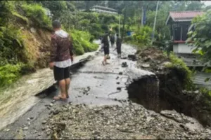 सिक्किम में भूस्खलन से भारी तबाही, चार की मौत, कई घायल 
