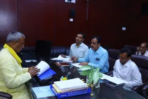 वक्फ संपत्तियों के विकास के लिए बनेगी नई कार्ययोजना: ओम प्रकाश