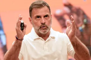 भाजपा का दूसरा नाम 'पेपर चोर' पार्टी : बोले राहुल गांधी- युवाओं का भविष्य बर्बाद कर रही सरकार 