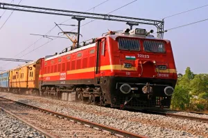  Bareilly : पूर्वोत्तर रेलवे ने अक्टूबर में रद्द की दो जोड़ी ट्रेनें, यात्रियों को उठानी पड़ेगी परेशानी
