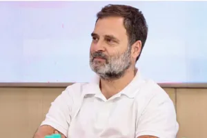 पंजाब के अमृतसर पहुंचे राहुल गांधी, बाढ़ प्रभवित इलाकों का दौरा कर जानेंगे पीड़ितों का हाल 