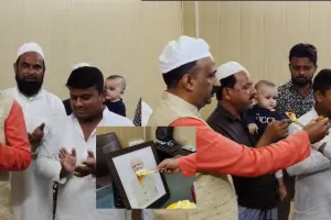 बाराबंकी में पसमांदा समाज ने प्रधानमंत्री मोदी का मनाया जन्मदिन, मसीहा बताकर दी लंबी उम्र की दुआ