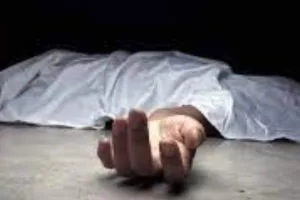 बुलंदशहर में धारदार हथियार से युवक की हत्या, छत पर मिला लहूलुहान अवस्था में शव