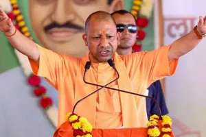 UP में अब जाति स्टिकर लगाया तो भरना पड़ेगा जुर्माना...सरकार ने बदला नियम, नोटिस जारी कर तत्काल हटाने के निर्देश