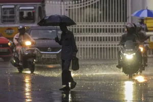 यूपी में मानसून यू-टर्न...दशहरा पर इन जिलों में 30 से 2 अक्टूबर तक बारिश का अलर्ट, पहले सप्ताह में विदाई संभव