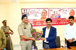 राजकीय इंजीनियरिंग कालेज पहुंचे SP, छात्र-छात्राओं से किया संवाद