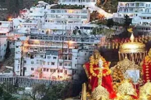 सड़कें बंद, भारी बारिश जारी,  9वें दिन भी स्थगित रही माता वैष्णो देवी की तीर्थयात्रा