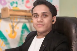 Lucknow: नाक के ऑपरेशन के दौरान भोजपुरी कलाकार की मौत, डॉक्टर पर लापरवाही का आरोप लगा परिजन ने किया हंगामा