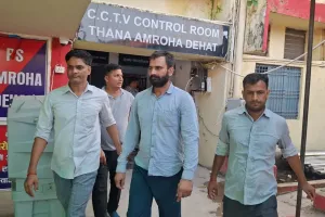 Amroha : किसान से 20 हजार रुपये रिश्वत लेते लेखपाल गिरफ्तार