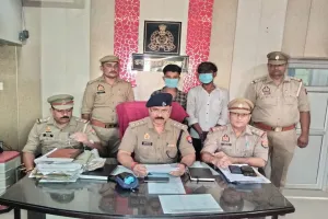 बदायूं : कई जगह की चोरियां, तीन बाइक, ई-रिक्शा के साथ दो आरोपी गिरफ्तार