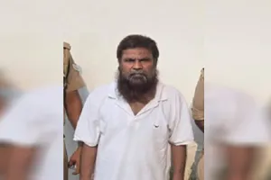 धर्मांतरण मामला : महमूद बेग से हुई पूछताछ, रात भर साथ लेकर घूमी पुलिस...और भी लोग रडार पर