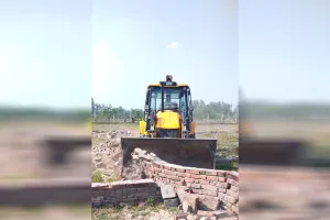 Bareilly : तीन अवैध कॉलोनियों ध्वस्त, दो निर्माण किए गए सील