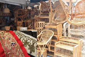 Bareilly : जरी-जरदोजी और बांस उत्पादों को नहीं मिली आत्मनिर्भर मंच पर जगह