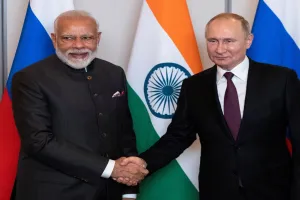  प्रधानमंत्री मोदी ने रूस के राष्ट्रपति पुतिन को फोन कर दी जन्मदिन की बधाई, कहा- भारत में स्वागत करने को उत्सुक
