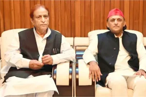 अखिलेश-आजम मुलाकात पर बरसे योगी के मंत्री, बोले- वोट बैंक बचाने की सियासत